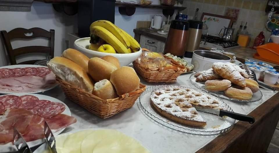 아제롤라 Il Casale Del Generale B&B 외부 사진